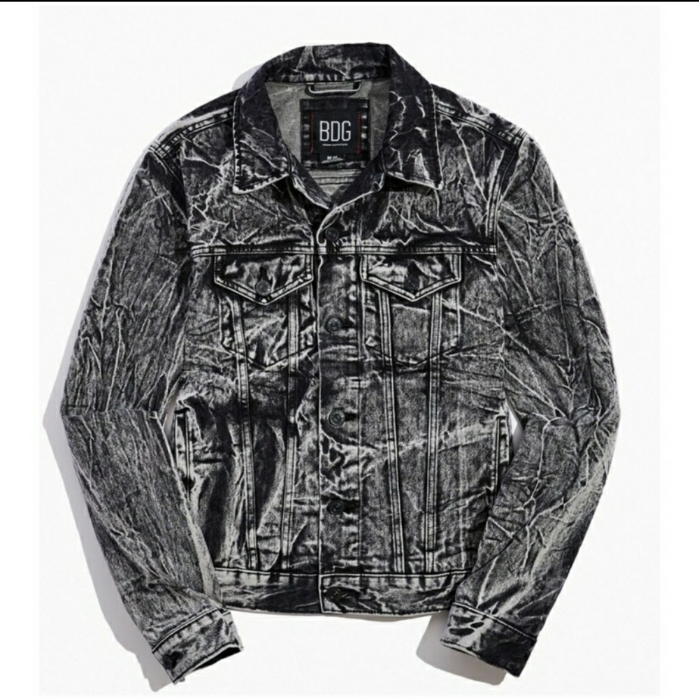 New w/Tags BDG Denim Trucker Jacket From Urban Outfitters - Picture 8 of 13